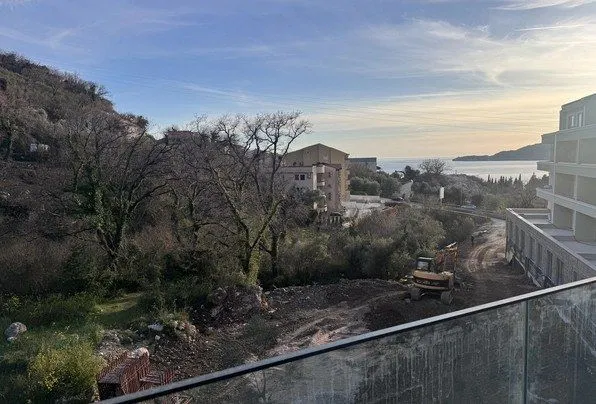 Prodaja, stan, 95m², Kamenovo, Budva