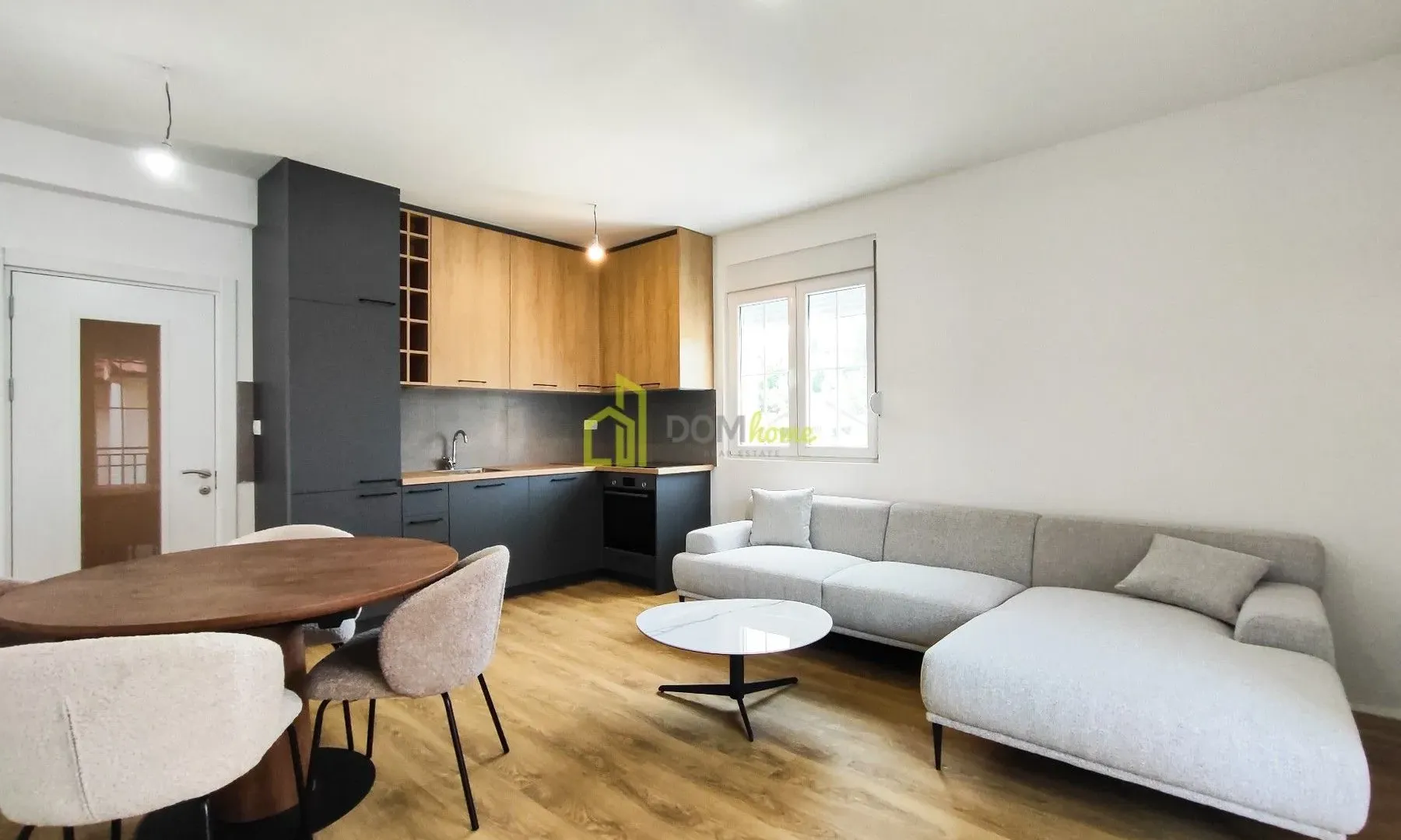 Prodaja, dvosoban stan, 64m², Cetinje, Crna Gora