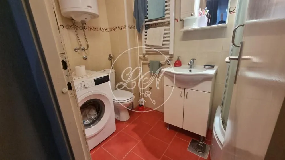 Sale, two bedroom apartment, 67m², Novi Beograd Blok 37, Novi Beograd Sve Podlokacije