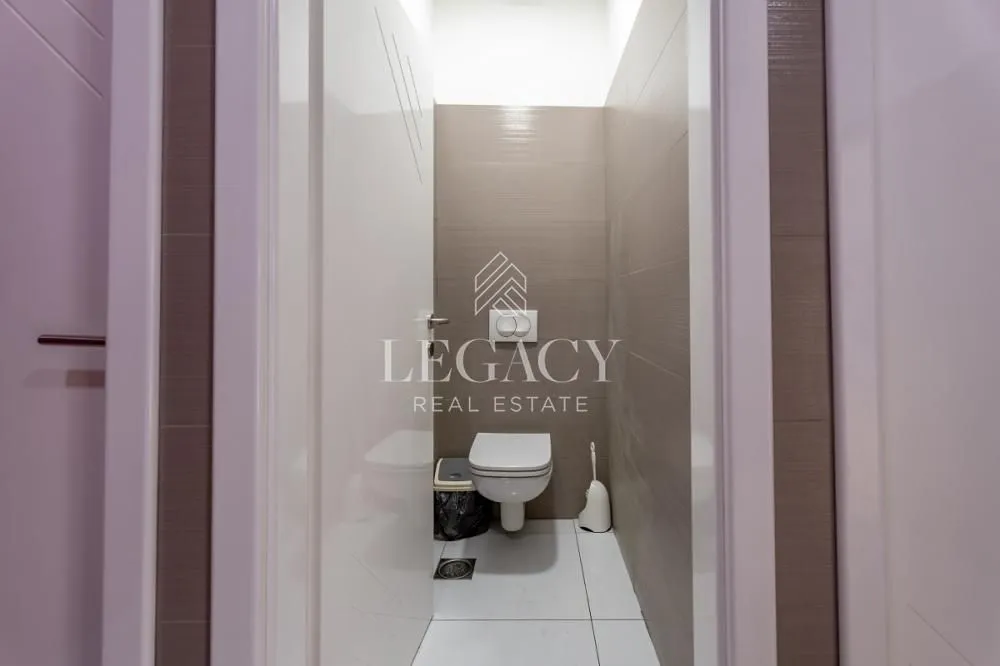 Rent, office space, 179m², Stari Grad, Beograd