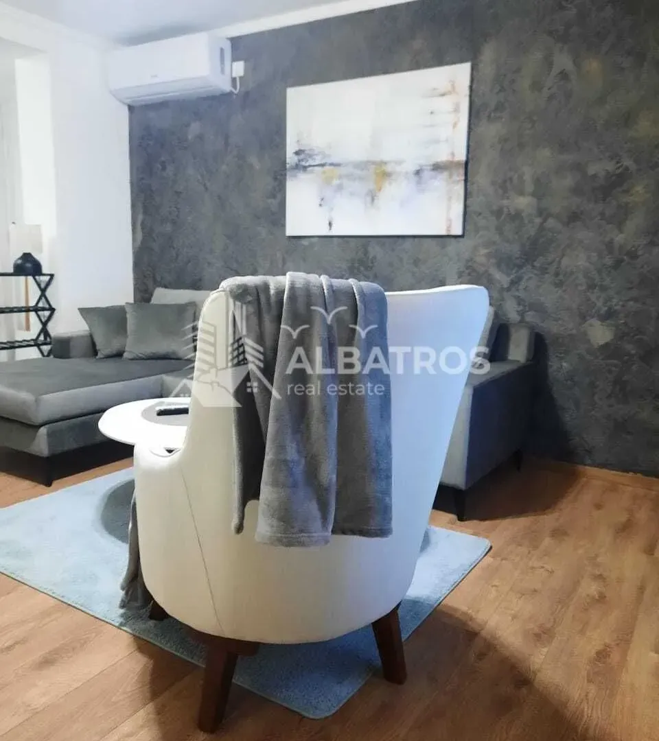 Rent, one bedroom apartment, 52m², Šušanj, Bar