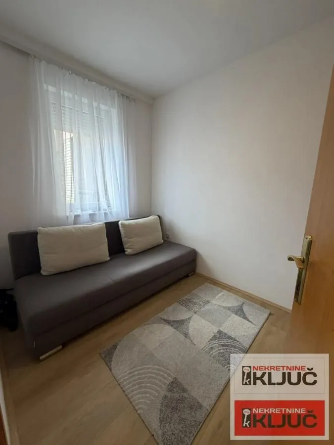 Izdavanje, jednosoban stan, 35m², Nova Detelinara, Novi Sad Sve Podlokacije