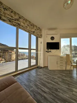 Rent, two bedroom apartment, 79m², Rafailovići, Budva - image 13