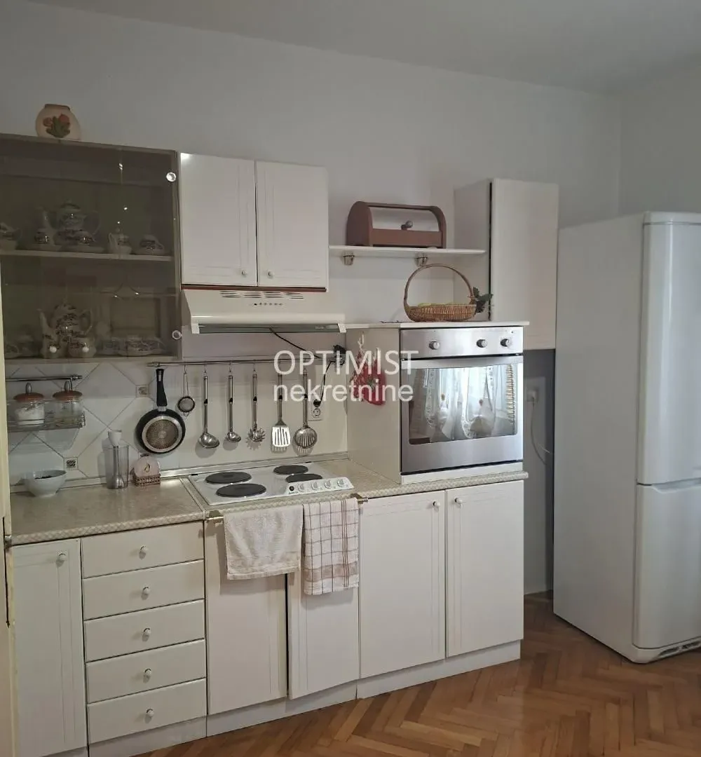 Sale, house, 98m², Zemun Meandri, Zemun Sve Podlokacije