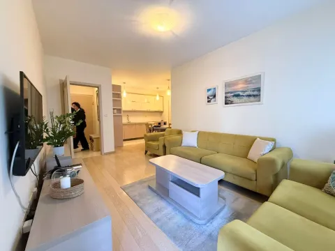 Sale, two bedroom apartment, 72m², City Kvart, Podgorica - image 5