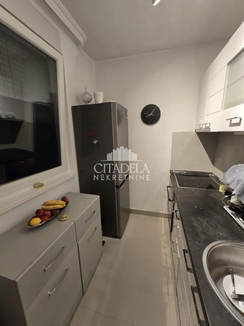 Sale, two bedroom apartment, 50m², Konjarnik, Voždovac Sve Podlokacije