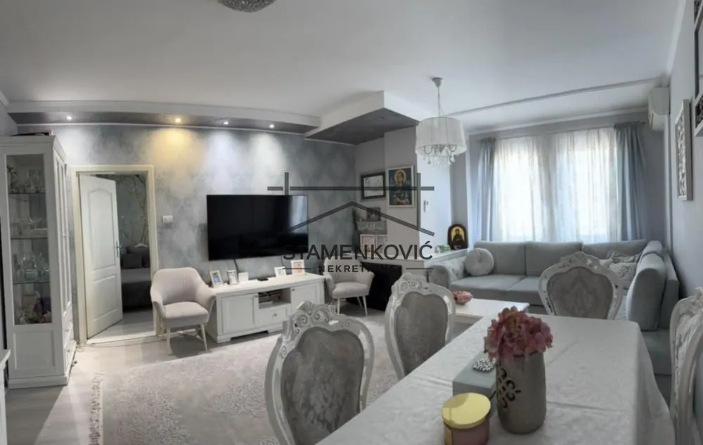 Prodaja, trosoban stan, 70m², Rotkvarija, Novi Sad Sve Podlokacije