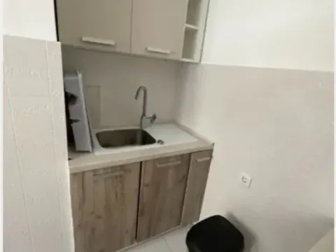 Stan-na-dan, trosoban stan, 85m², Dubovica, Budva - image 3