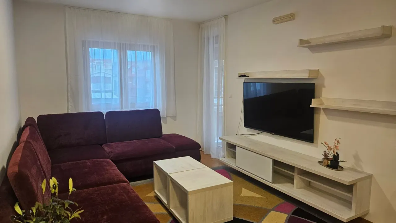 Rent, one bedroom apartment, 43m², Tološka šuma, Podgorica