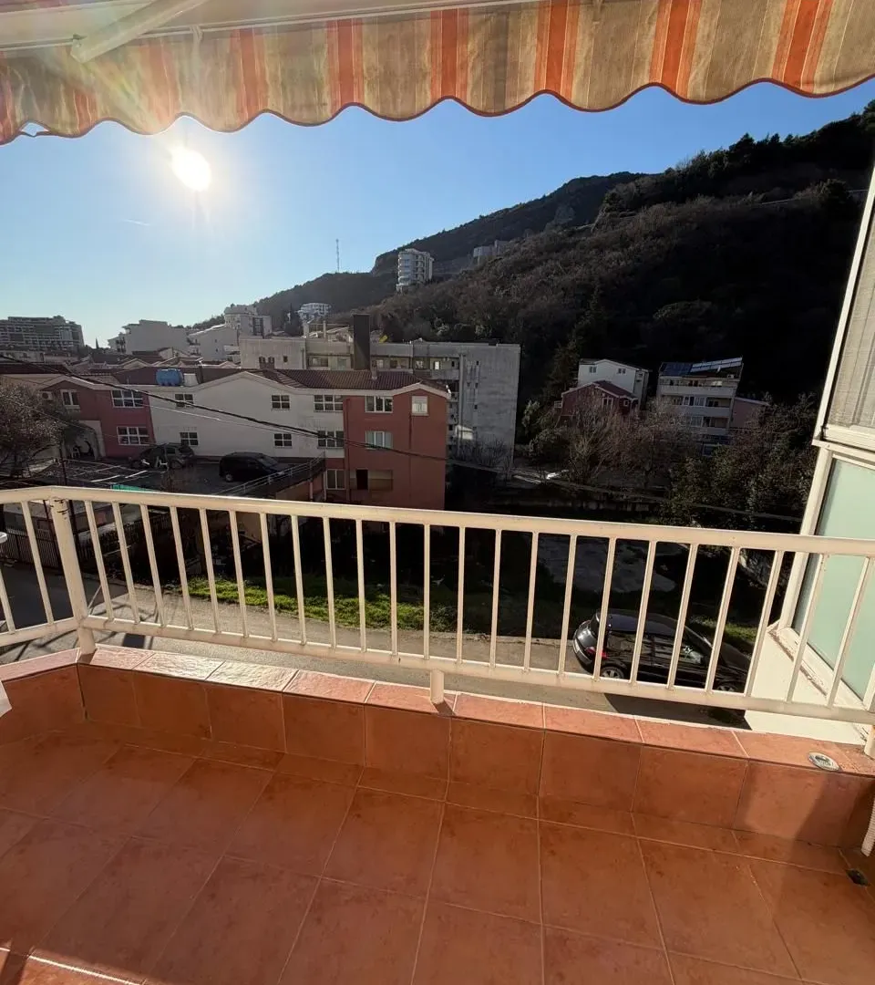 Sale, one bedroom apartment, 35m², Bečići, Budva