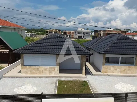 Sale, house, 92m², Ulcinj, Crna Gora - image 19