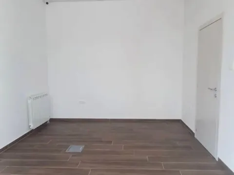 Rent, office space, 78m², Nikšić, Crna Gora - image 2