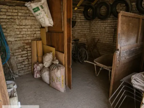 Prodaja, kuća, 150m², Perlez, Zrenjanin - image 33