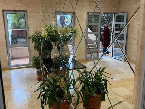 Izdavanje, dvosoban stan, 100m², Preko Morače, Podgorica - image 10