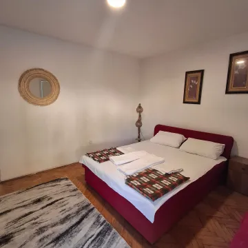 Rent, studio apartment, 25m², Podkošljun, Budva - image 5