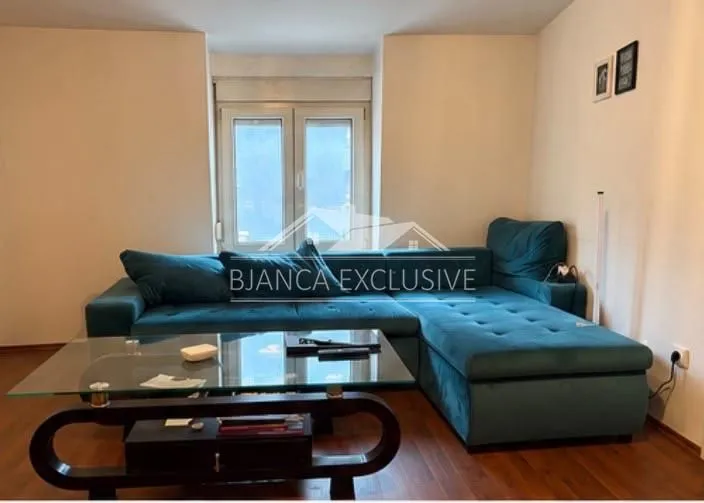 Prodaja, dvosoban stan, 46m², Vračar Hram, Vračar Sve Podlokacije