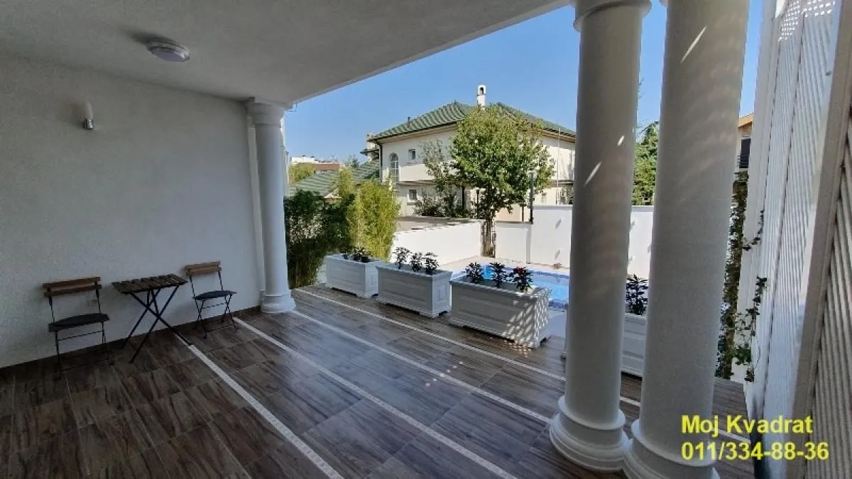Rent, house, 500m², Čukarica, Beograd