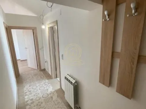 Izdavanje, trosoban stan, 70m², Mala vaga, Kragujevac - image 9