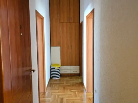 Sale, one bedroom apartment, 39m², Rafailovići, Budva - image 2