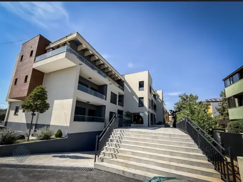 Prodaja, jednosoban stan, 42m², Donja Gorica, Podgorica - image 7