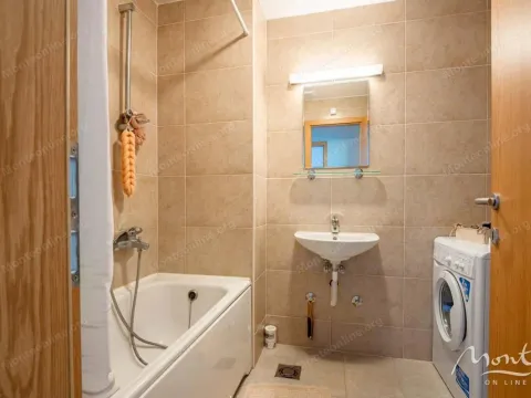 Prodaja, dvosoban stan, 69m², Bar, Crna Gora - image 10