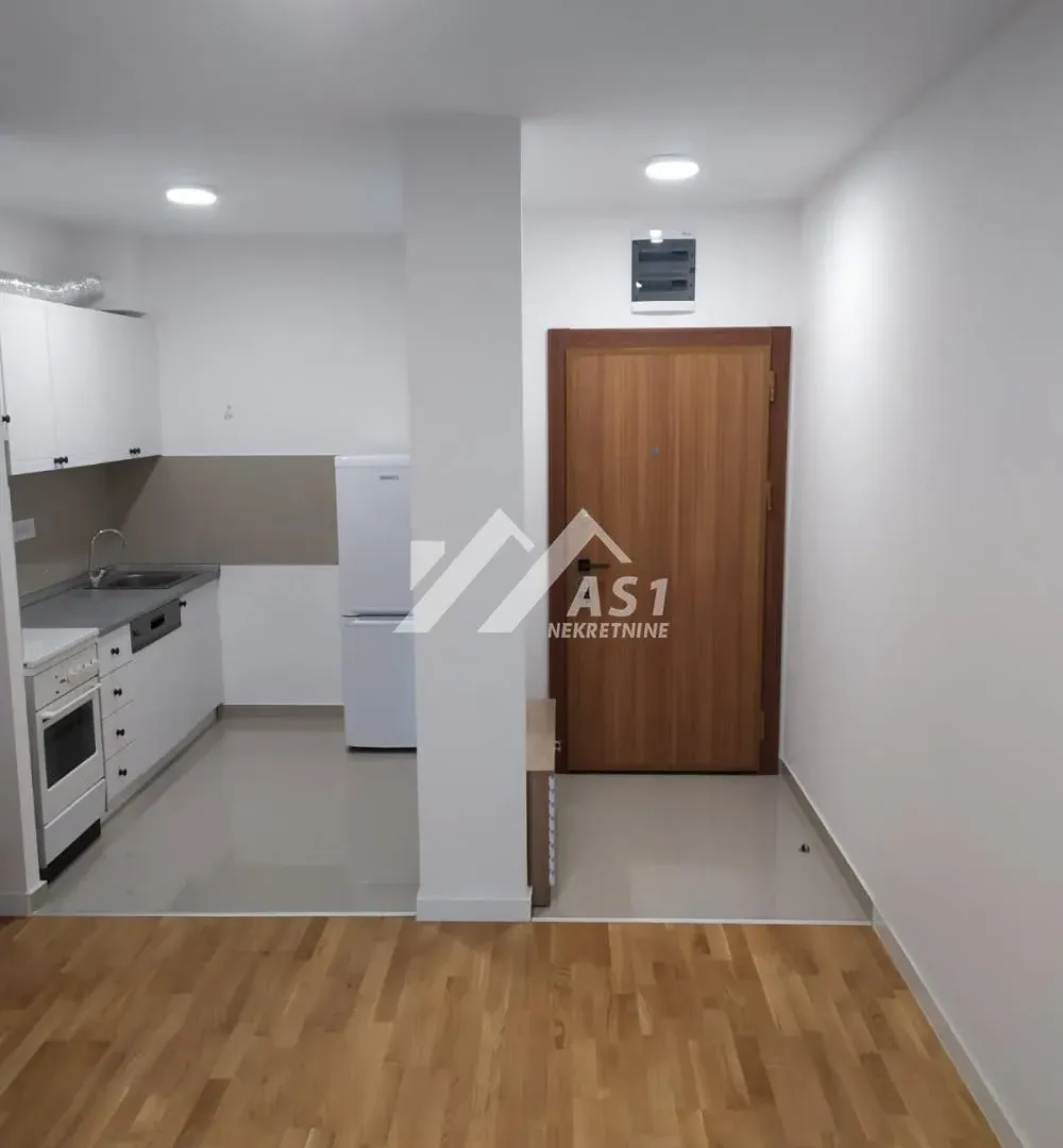 Rent, one bedroom apartment, 37m², Novo naselje, Novi Sad