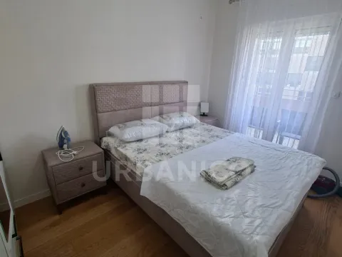 Izdavanje, jednosoban stan, 49m², Central Point, Podgorica - image 6