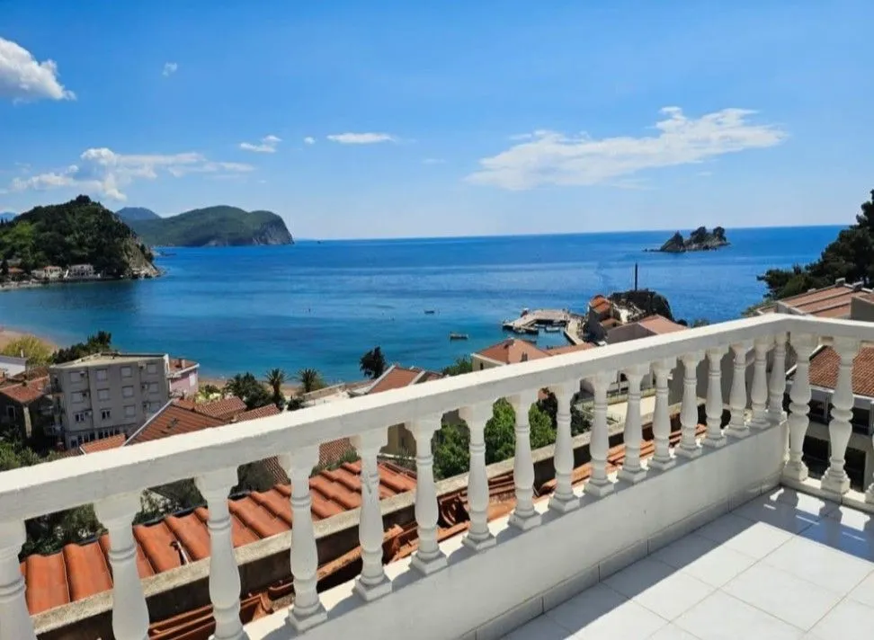 Prodaja, dvosoban stan, 60m², Petrovac, Budva