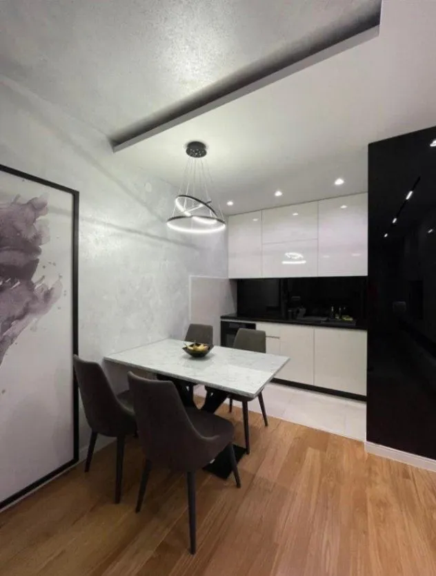 Izdavanje, dvosoban stan, 70m², Central Point, Podgorica