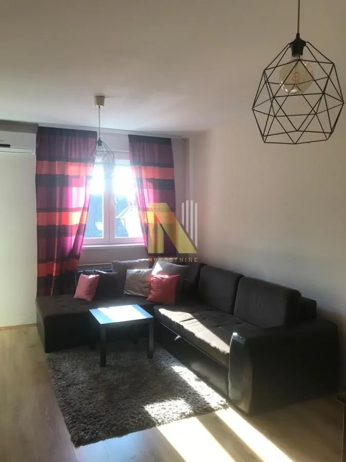 Izdavanje, dvosoban stan, 61m², Bulevar Oslobodjenja, Novi Sad Sve Podlokacije