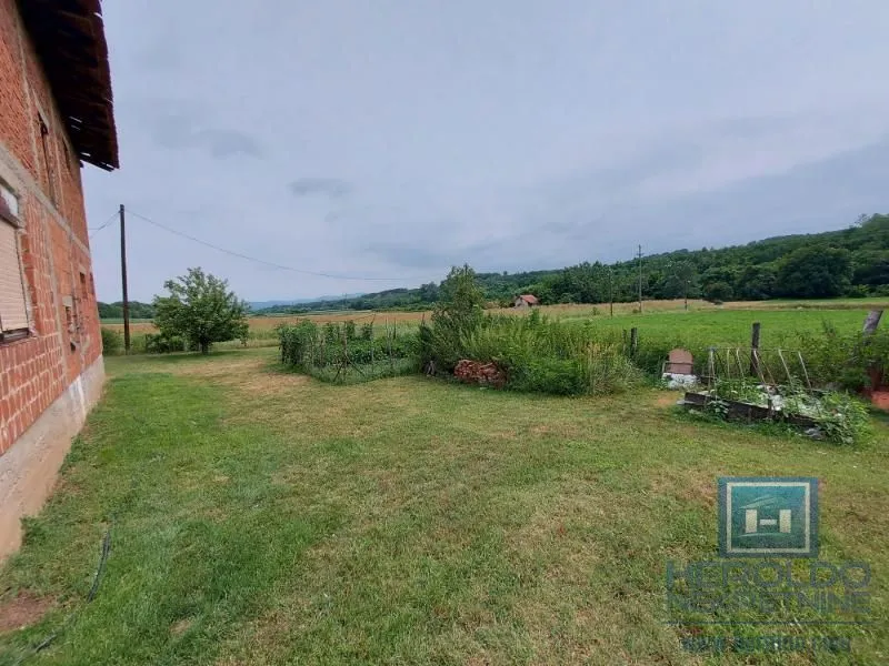 Prodaja, kuća, 240m², Donje Štiplje, Jagodina