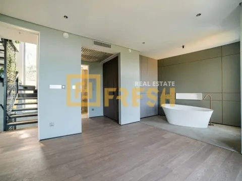 Prodaja, kuća, 231m², Budva, Crna Gora - image 4