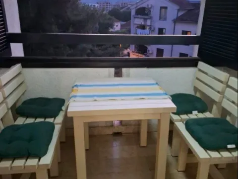 Rent, three bedroom apartment, 84m², Seljanovo, Tivat - image 5