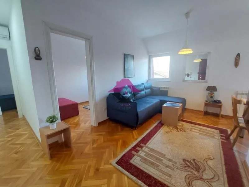 Izdavanje, dvosoban stan, 42m², Denkova Basta, Zvezdara Sve Podlokacije