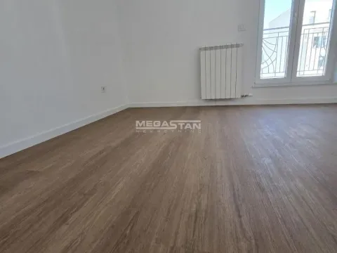 Prodaja, četvorosoban stan, 142m², Šumice, Beograd - image 5