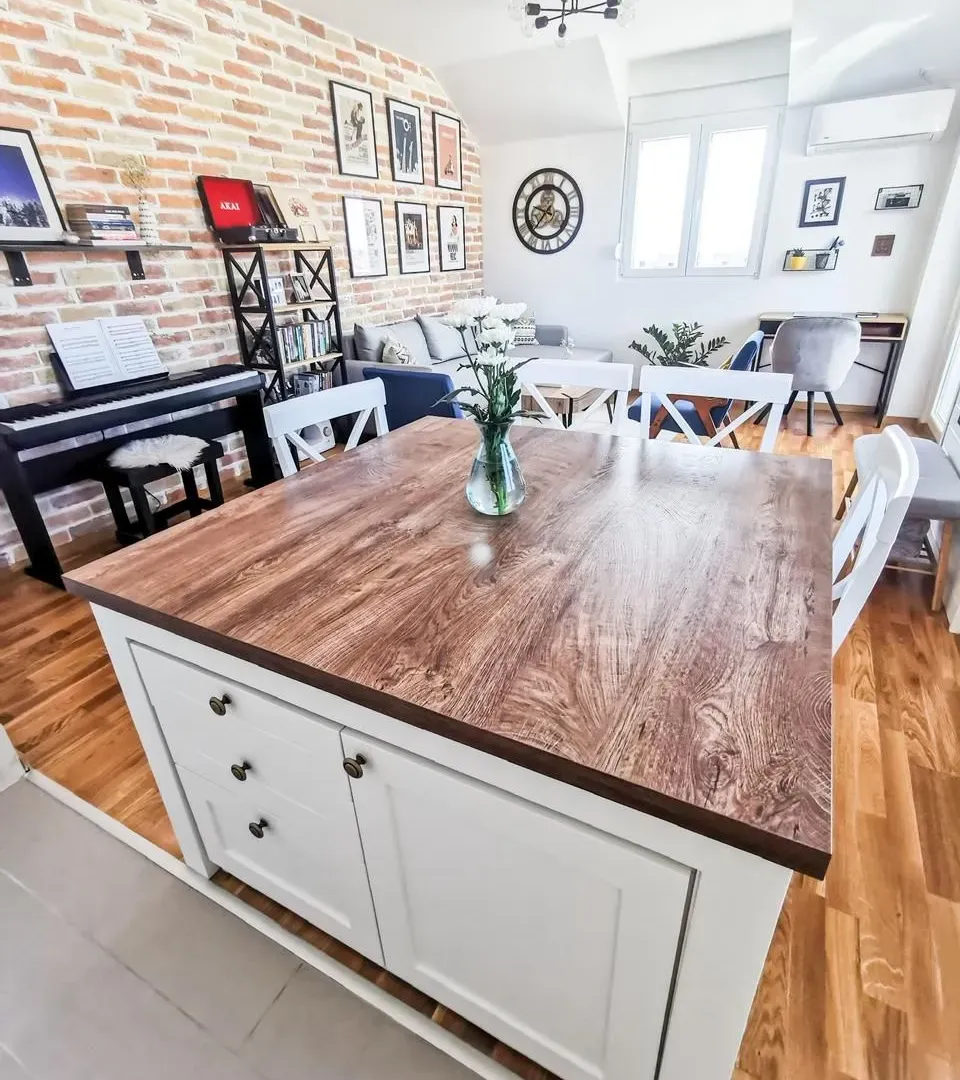 Prodaja, dvosoban stan, 61m², Ljubović, Podgorica