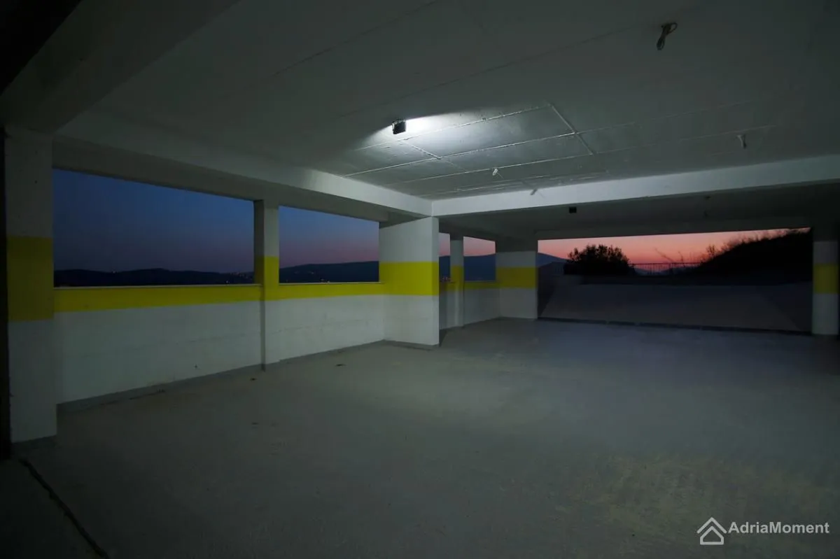 Prodaja, dvosoban stan, 73m², Tivat, Crna Gora