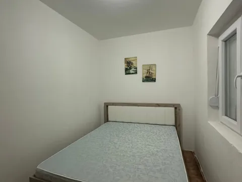 Izdavanje, kuća, 180m², Krašići, Tivat - image 44