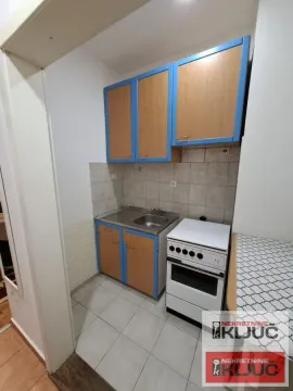 Izdavanje, garsonjera, 26m², Socijalno, Novi Sad Sve Podlokacije - image 8