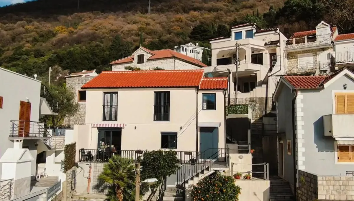 Prodaja, kuća, 70m², Lepetani, Tivat
