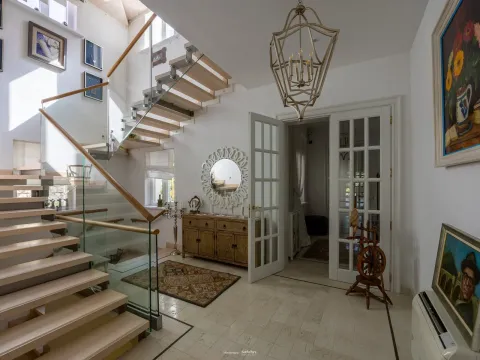 Rent, house, 587m², Dobrota, Kotor - image 14