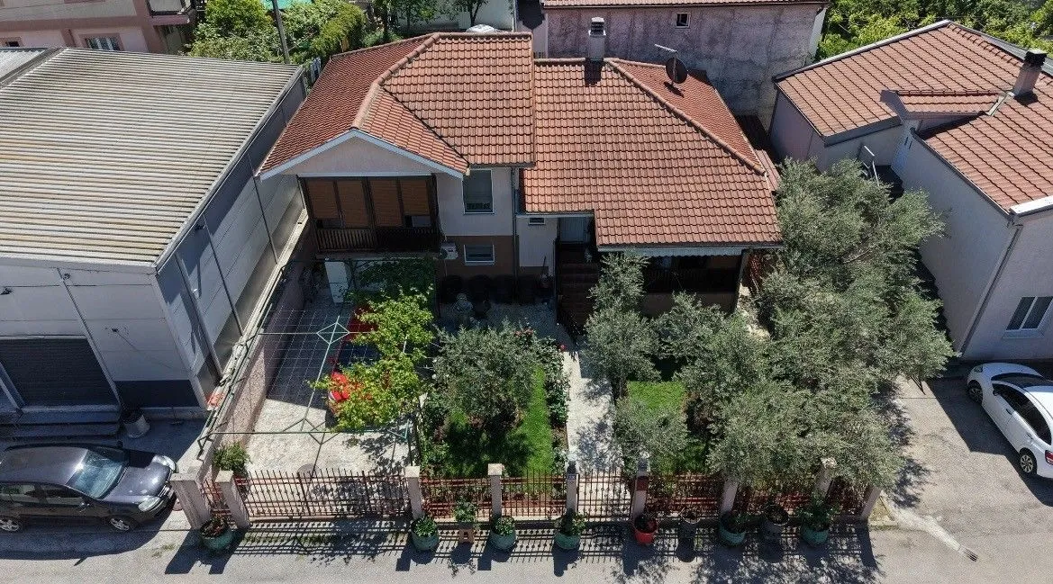 Prodaja, kuća, 114m², Zagorič, Podgorica