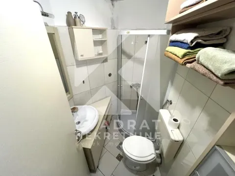 Izdavanje, trosoban stan, 115m², Preko Morače, Podgorica - image 16