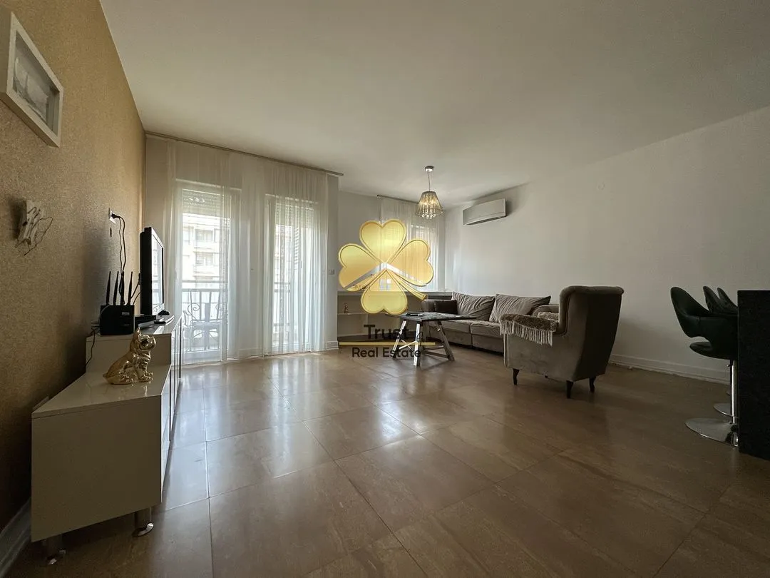 Rent, one bedroom apartment, 65m², City Kvart, Podgorica