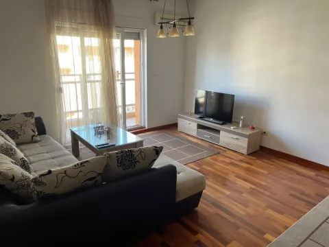 Rent, one bedroom apartment, 57m², City Kvart, Podgorica - image 1