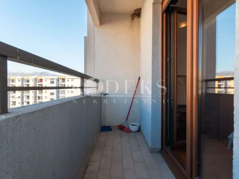 Izdavanje, trosoban stan, 71m², Stari Aerodrom, Podgorica - image 5