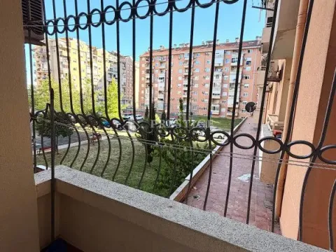 Rent, one bedroom apartment, 45m², Stari Aerodrom, Podgorica - image 13