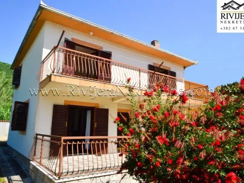 Prodaja, kuća, 136m², Bijela, Herceg Novi - image 1