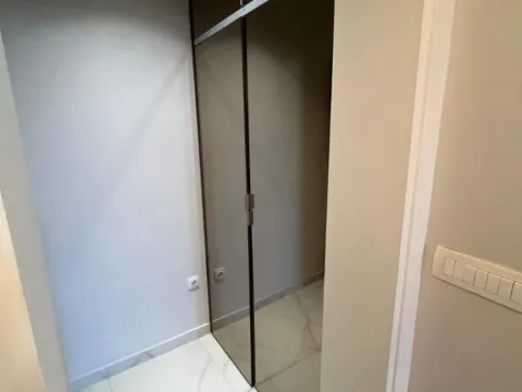 Prodaja, jednosoban stan, 40m², Dalmatinska ulica, Podgorica - image 11