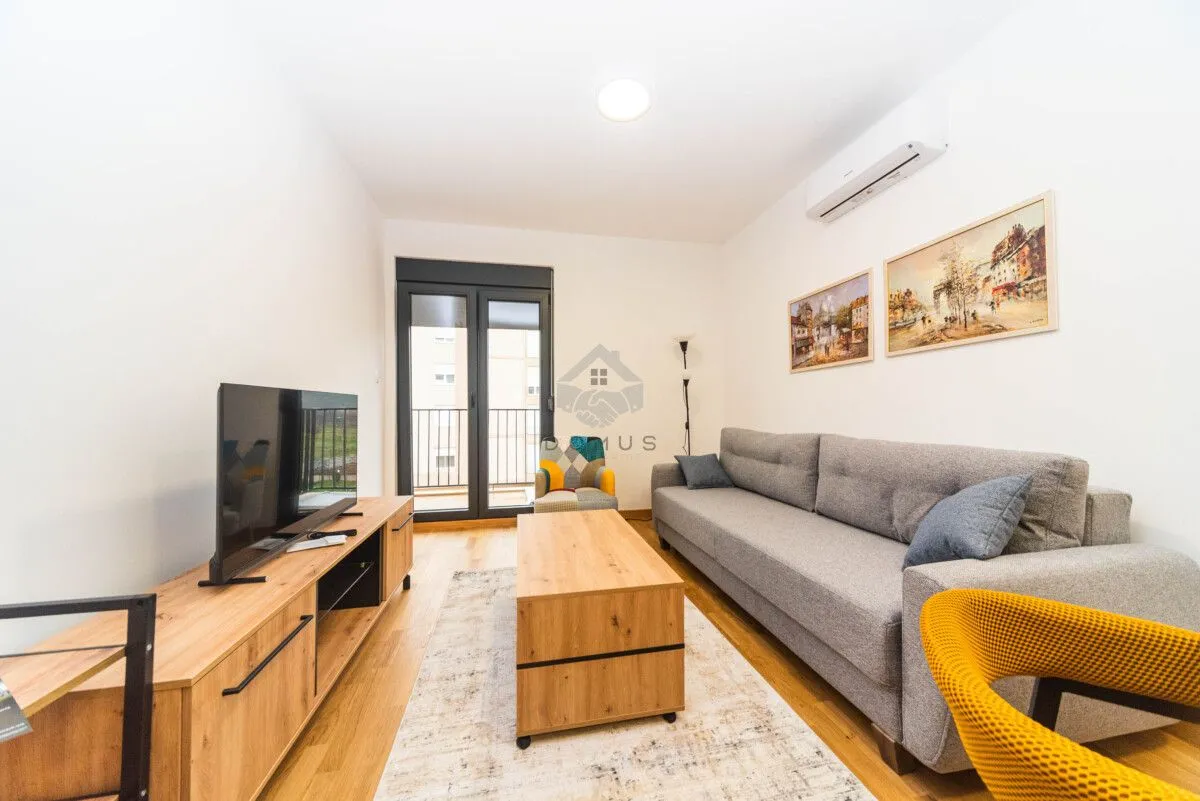 Izdavanje, jednosoban stan, 40m², Tološi, Podgorica